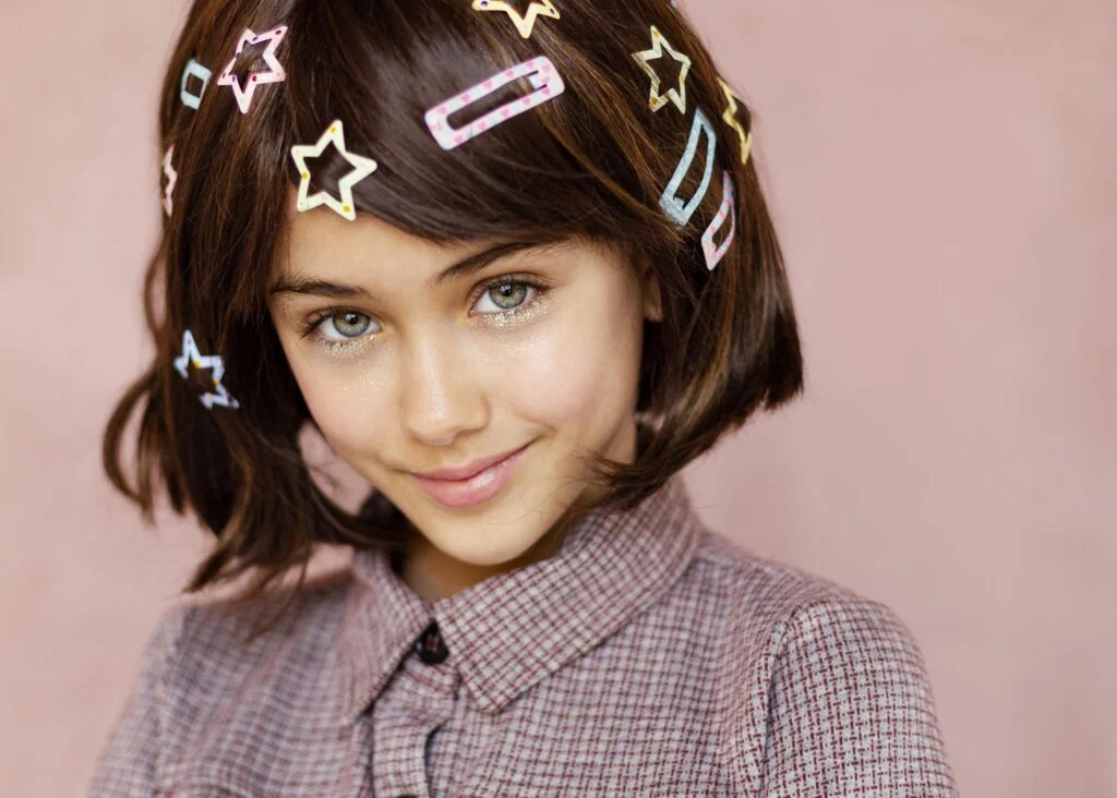 Hair Clips: Mastering Hairstyles with clips and Your Ultimate Guide to Stylish Hair Accessories